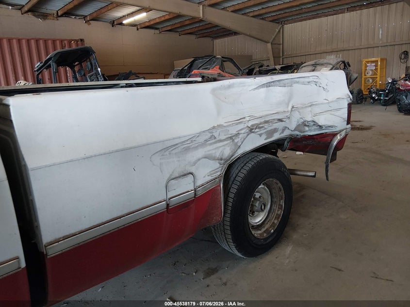 1986 CHEVROLET C10 auction photo 6