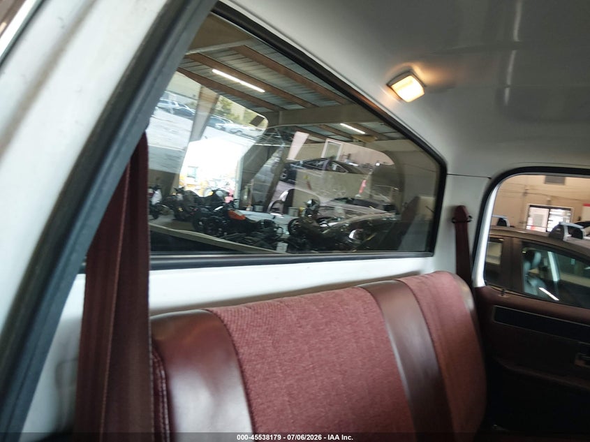 1986 CHEVROLET C10 auction photo 8