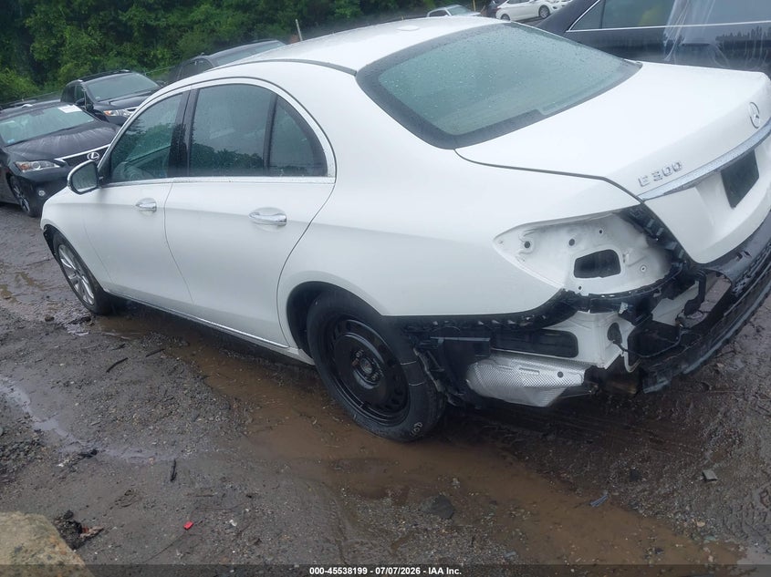 2017 MERCEDES-BENZ E 300 auction photo 3