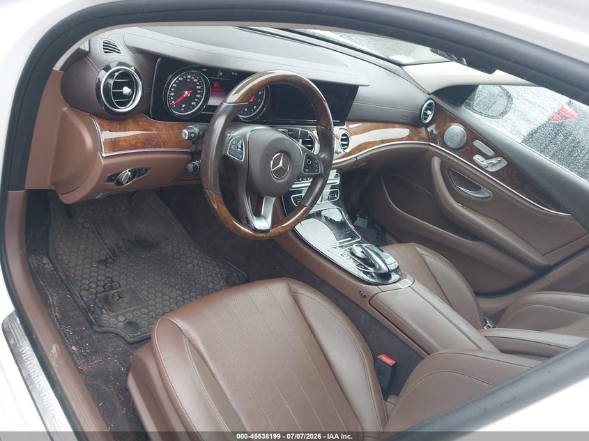 2017 MERCEDES-BENZ E 300 auction photo 5