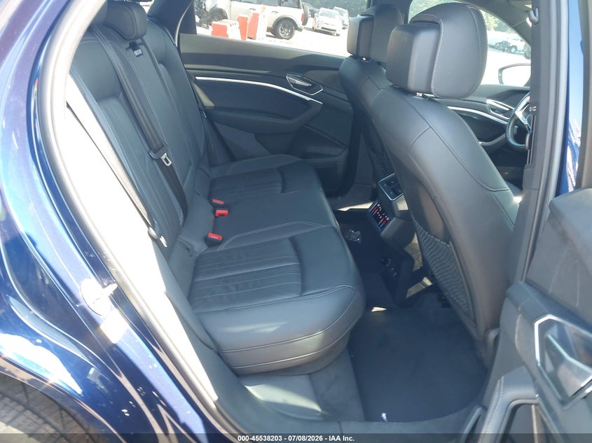 2022 Audi E-Tron Premium Quattro VIN: WA1AAAGE4NB012120 Lot: 45538203