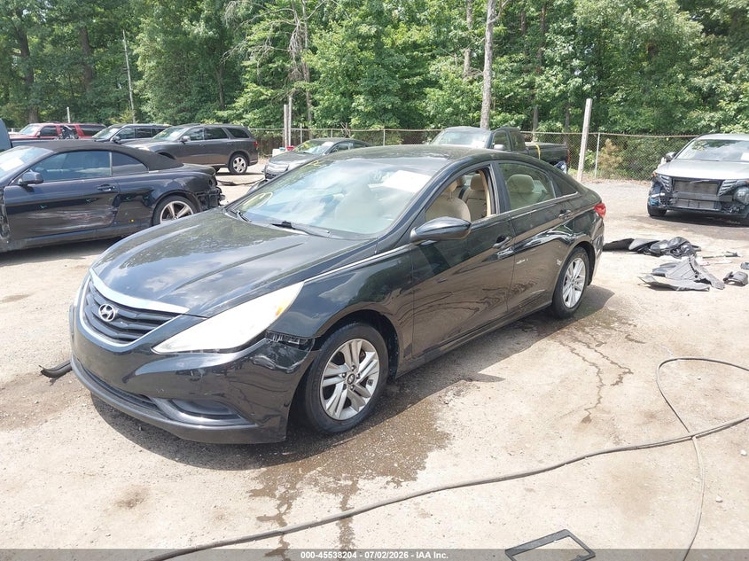 2013 HYUNDAI SONATA auction photo 2