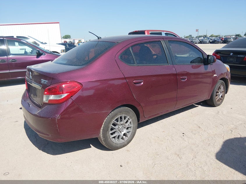 2017 MITSUBISHI MIRAGE G4 auction photo 4