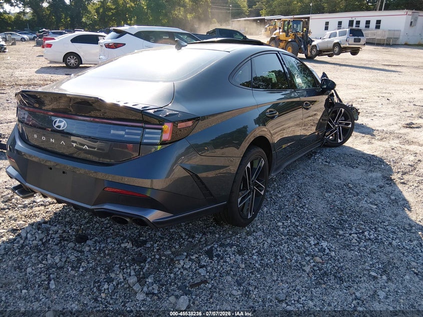 2026 HYUNDAI SONATA auction photo 4