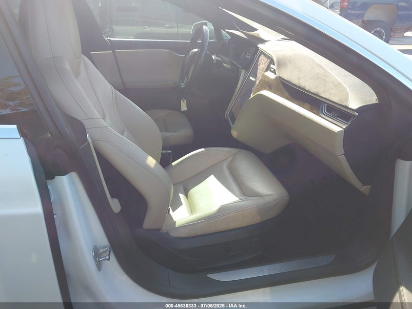 2015 TESLA MODEL S auction photo 5