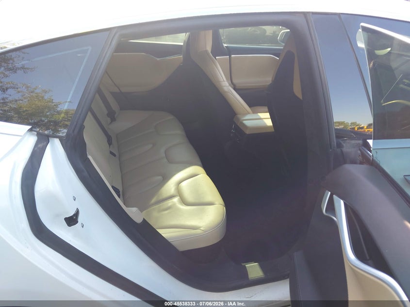 2015 TESLA MODEL S auction photo 8