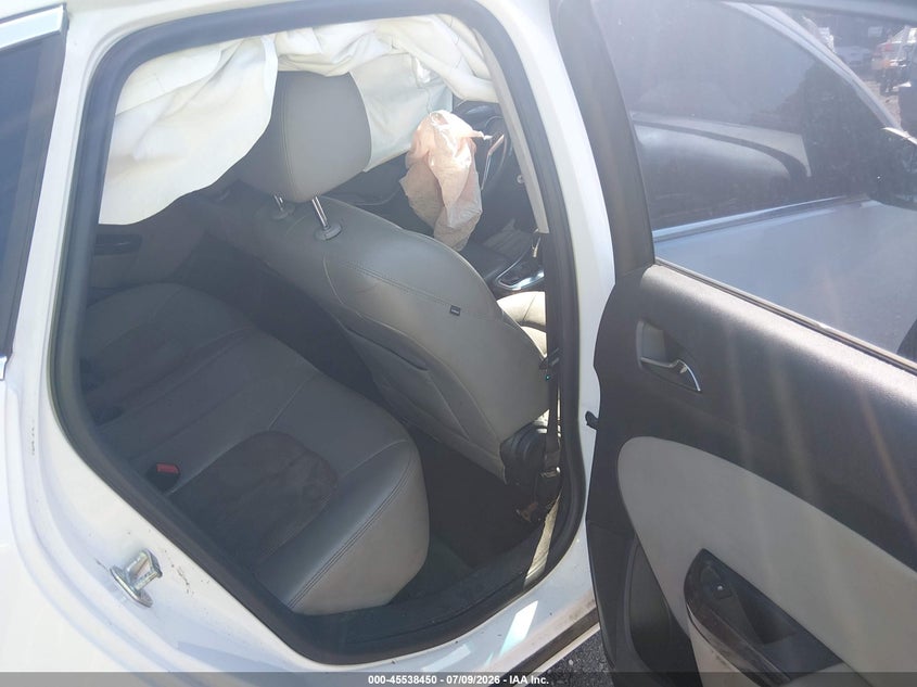 2017 BUICK VERANO auction photo 8