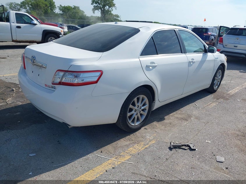 2011 TOYOTA CAMRY HYBRID auction photo 4