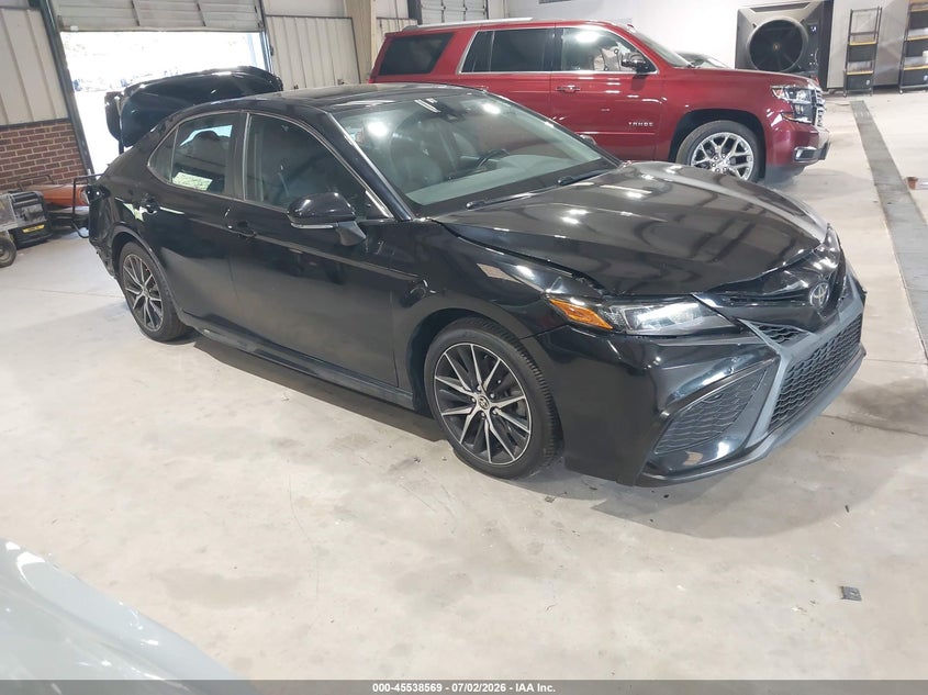 2022 TOYOTA CAMRY (VIN: 4T1T11AK6NU037324)