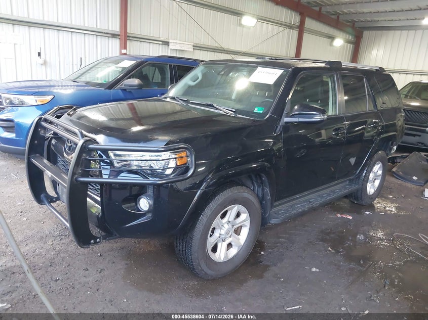 2020 Toyota 4Runner, Удар ззаду, IAAI, VIN JTEBU5JR9L5761913 — фото 2