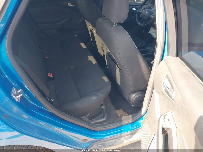 2016 FORD FOCUS auction photo 8