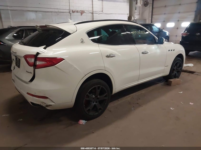 2018 MASERATI LEVANTE auction photo 4