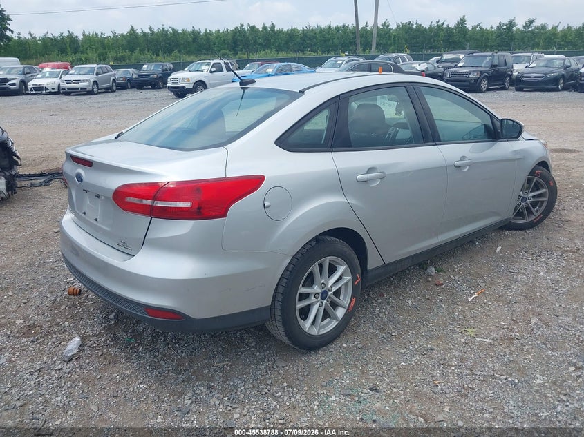 Vin: 1fadp3f23fl313208, lot: 46037057, ford focus se 20154