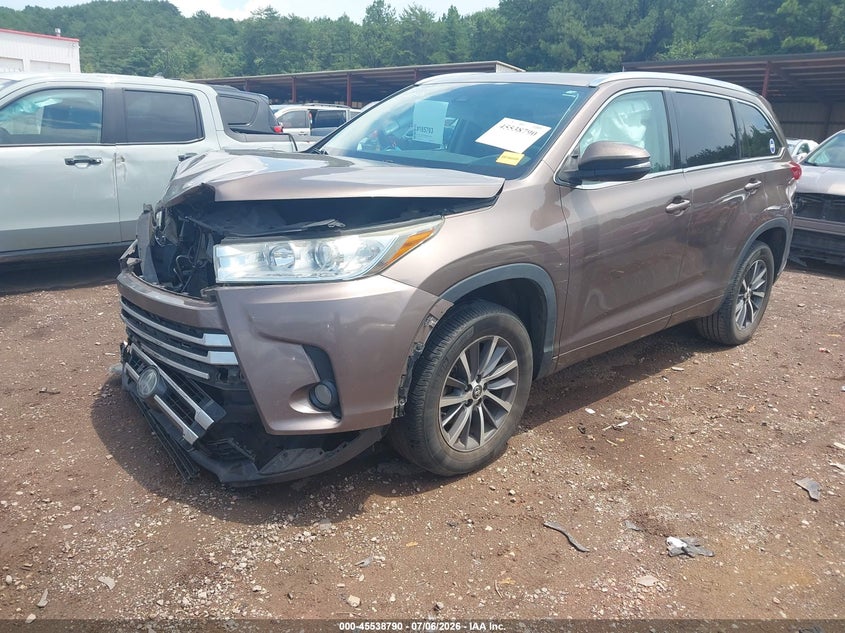 TOYOTA HIGHLANDER - zdjęcie 2