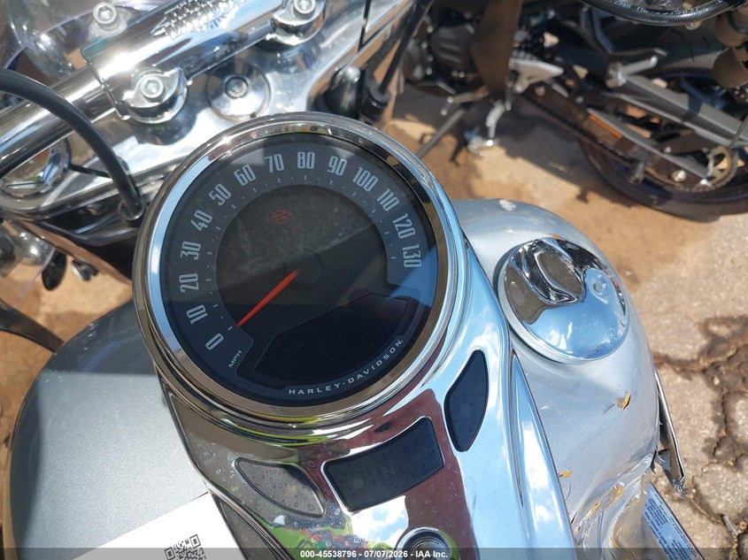 2023 HARLEY-DAVIDSON FLHCS auction photo 7