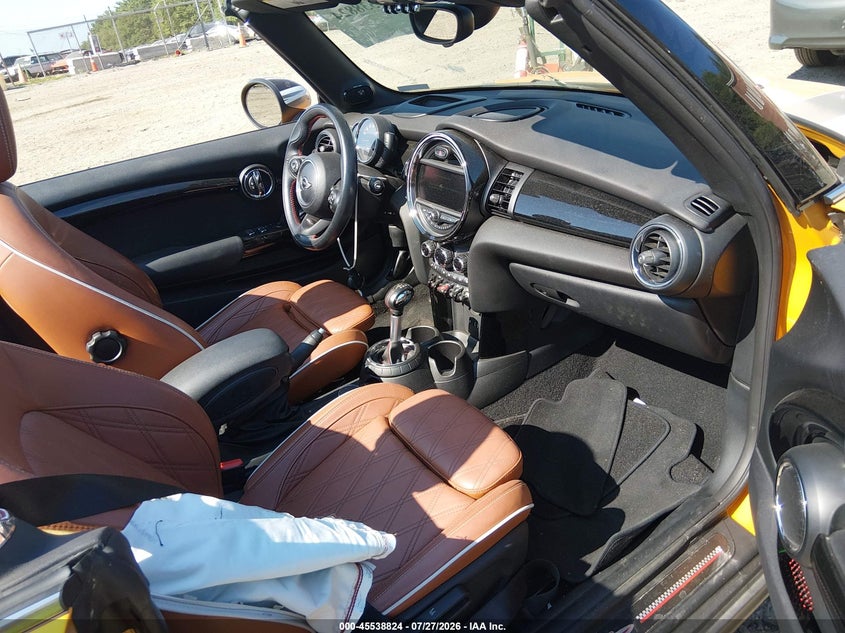 2016 MINI CONVERTIBLE auction photo 5