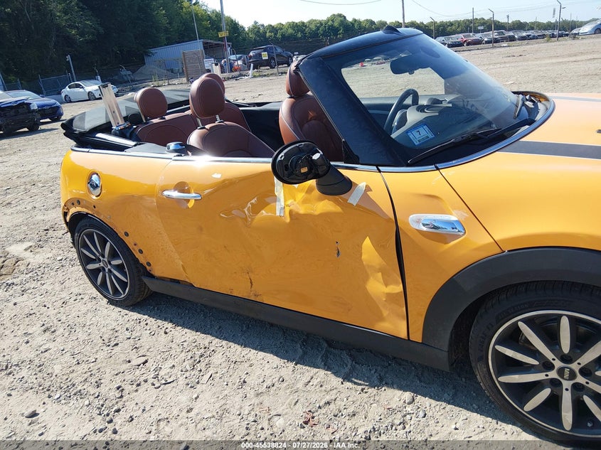2016 MINI CONVERTIBLE auction photo 6