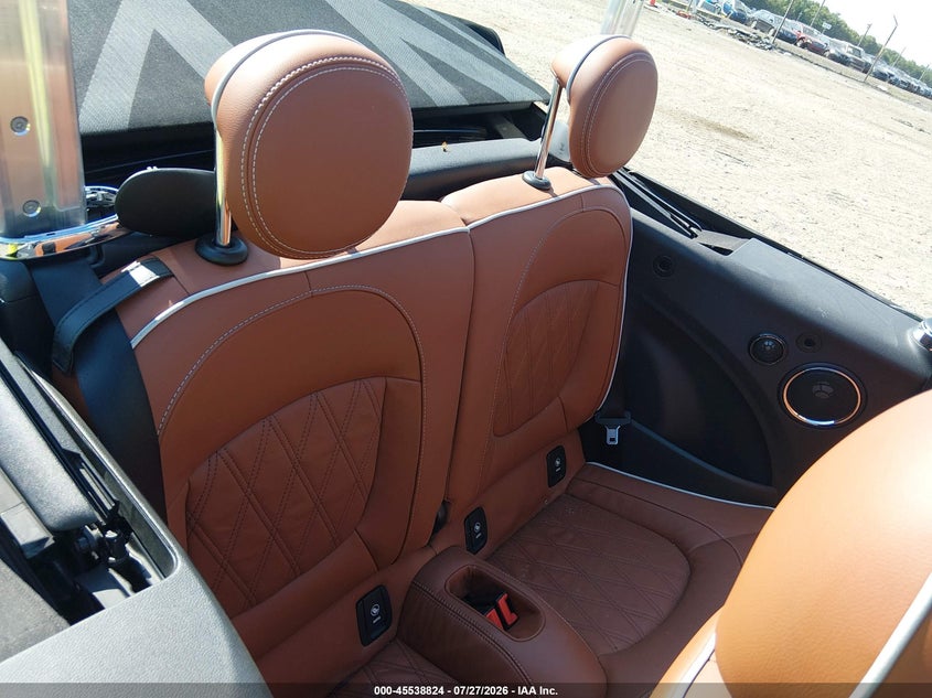 2016 MINI CONVERTIBLE auction photo 8