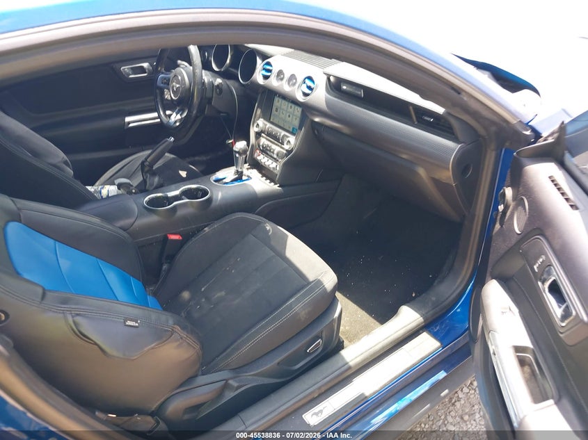FORD MUSTANG - zdjęcie 5