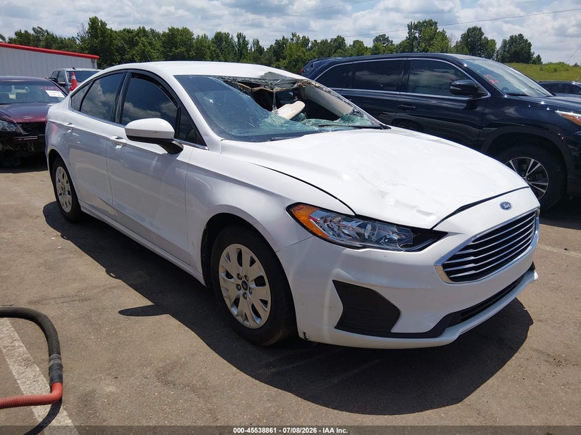 2019 FORD FUSION auction photo 1