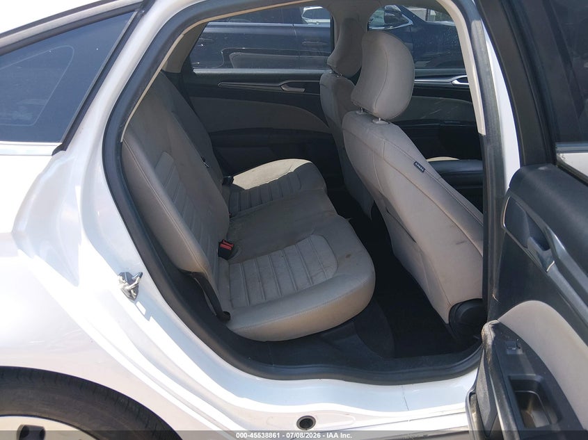 2019 FORD FUSION auction photo 8