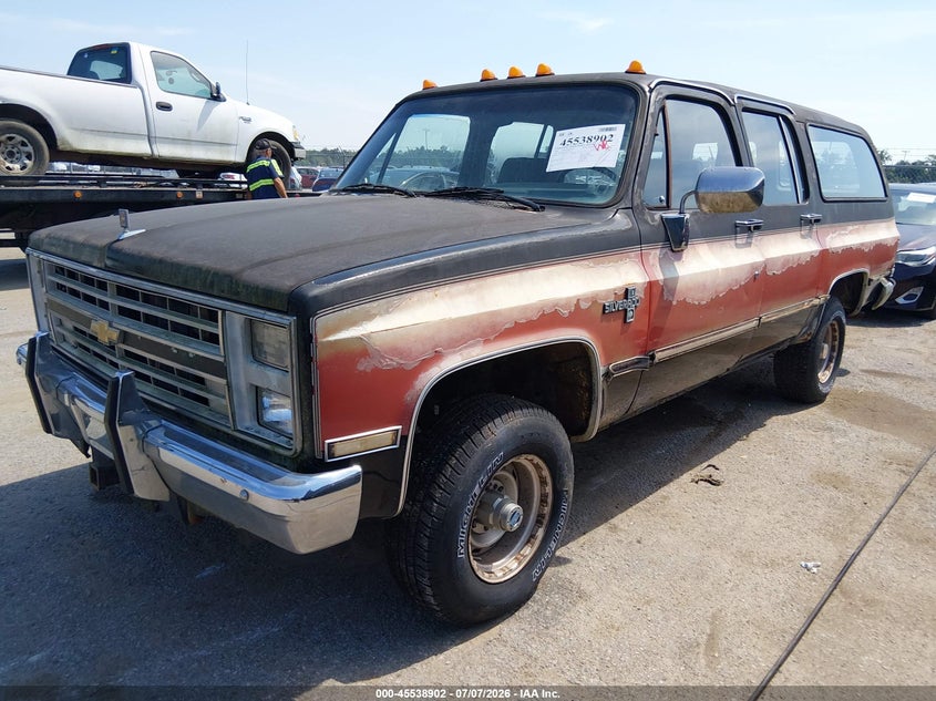 1G8EK16LXFF134134 1985 CHEVROLET SUBURBAN K10 photo 1
