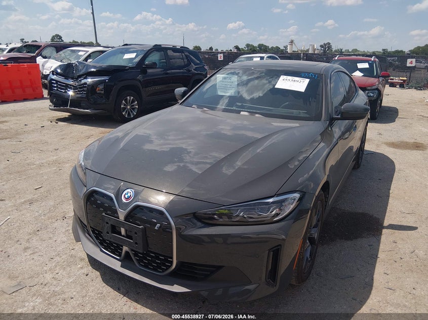 Vin: wby73aw05pfp44766, lot: 46037196, bmw i4 edrive40 20232