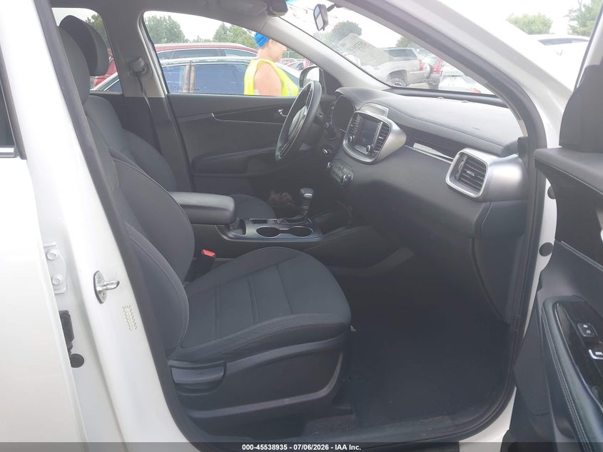 2020 KIA SORENTO auction photo 5