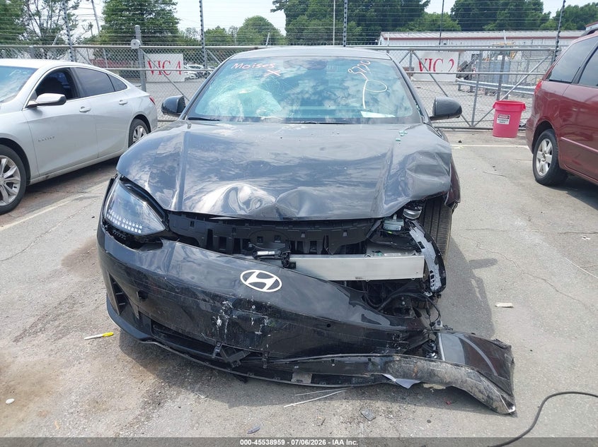 2025 Hyundai Ioniq 6 Limited VIN: KMHM54AA7SA103720 Lot: 45538959
