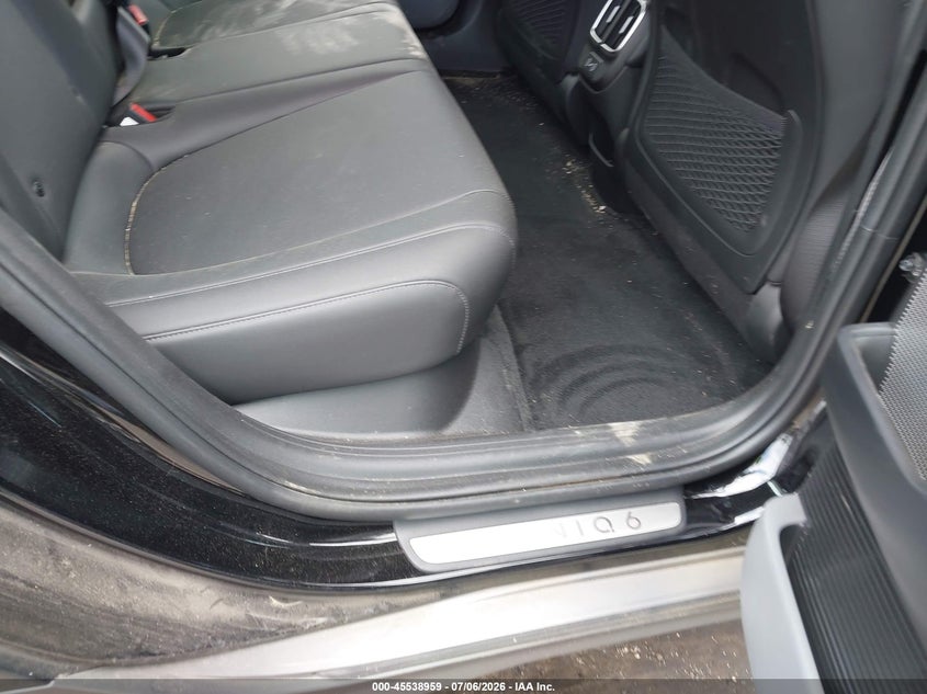 2025 Hyundai Ioniq 6 Limited VIN: KMHM54AA7SA103720 Lot: 45538959