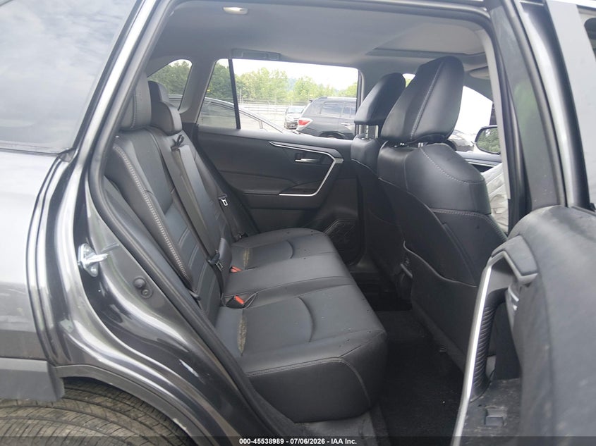 2025 TOYOTA RAV4 auction photo 8