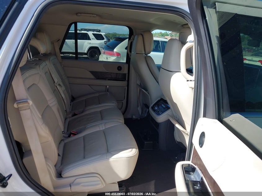 2019 Lincoln Navigator Select VIN: 5LMJJ2HT4KEL14017 Lot: 45539003