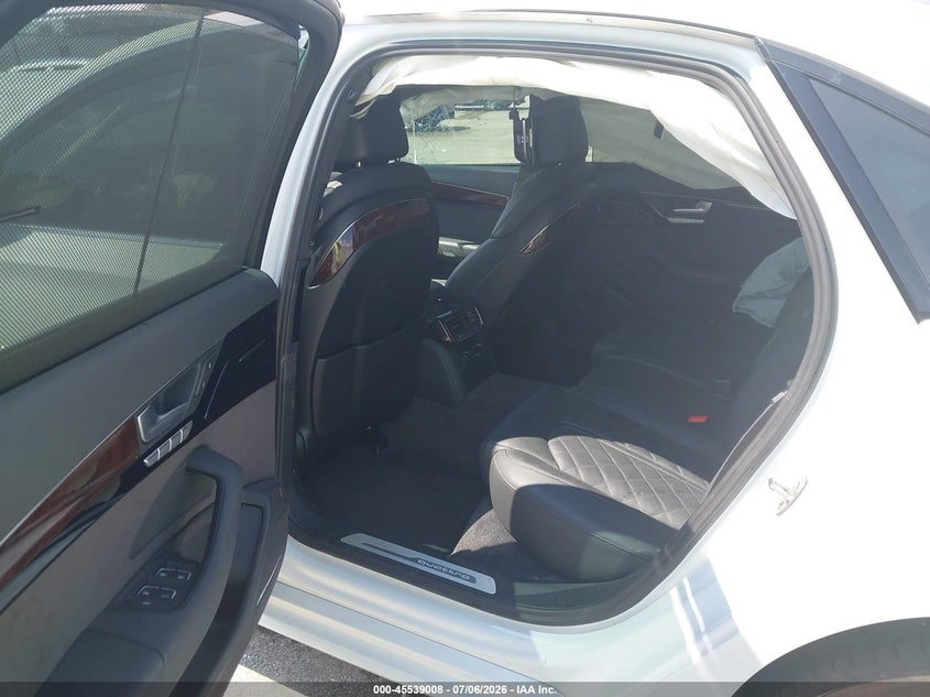 2016 AUDI A8 L auction photo 8