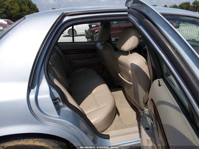 2010 MERCURY GRAND MARQUIS auction photo 8