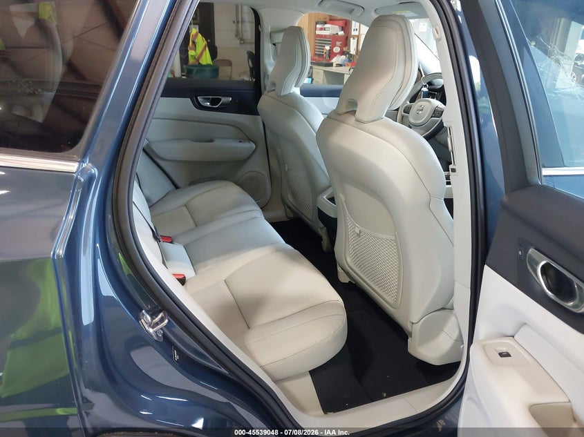 2022 Volvo Xc60 B5 Momentum VIN: YV4L12RK3N1911934 Lot: 45539048