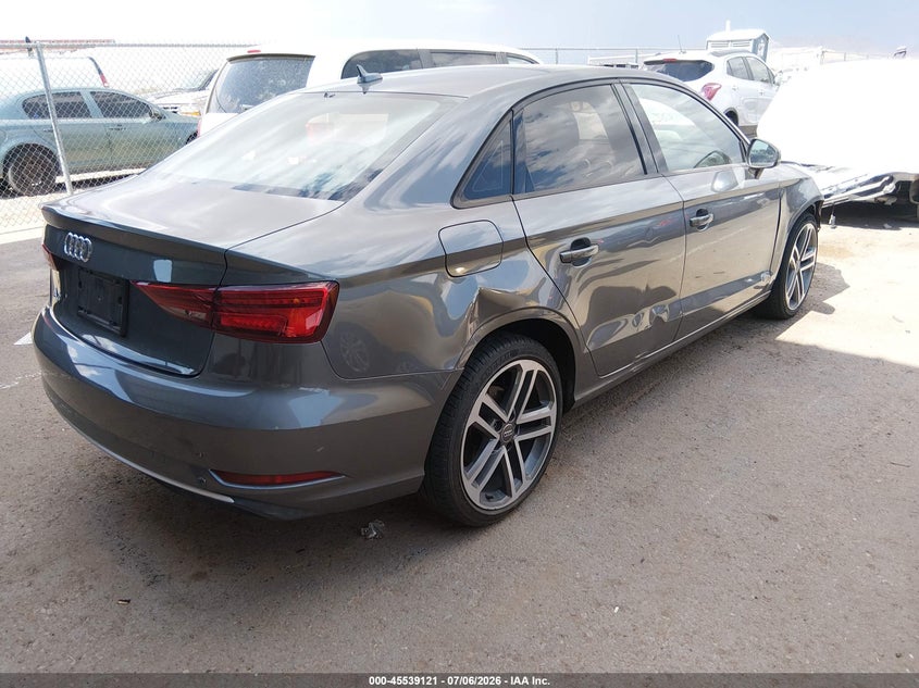 Vin: wauaugff3h1045014, lot: 46037390, audi a3 2.0t premium 20174