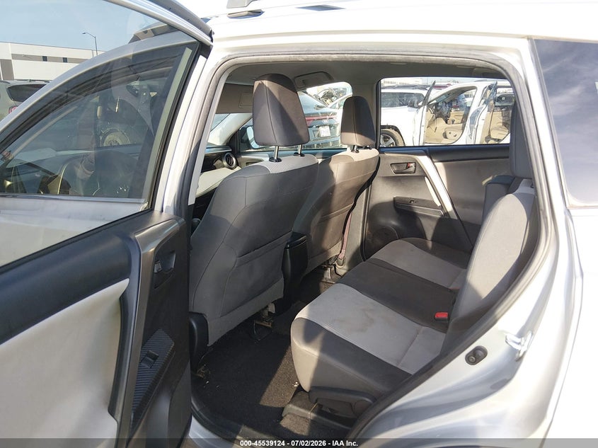 2014 TOYOTA RAV4 auction photo 8