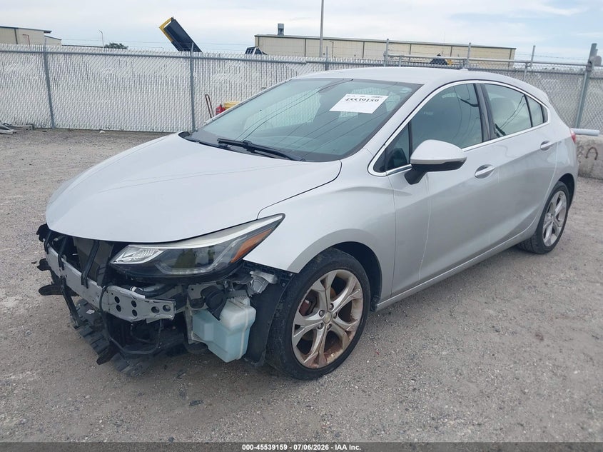 2018 CHEVROLET CRUZE auction photo 2