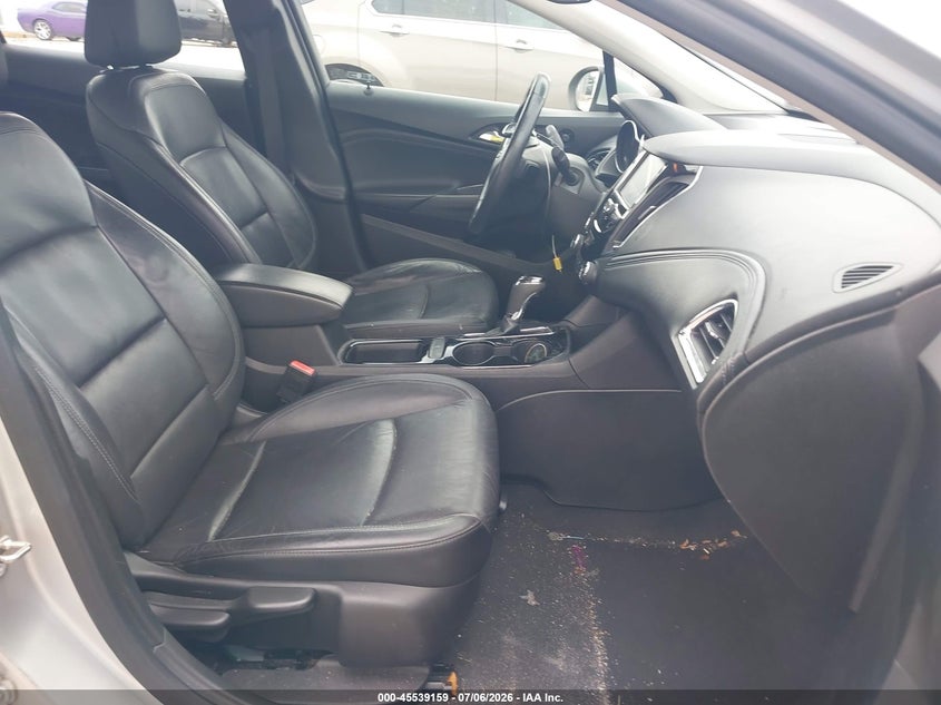 2018 CHEVROLET CRUZE auction photo 5