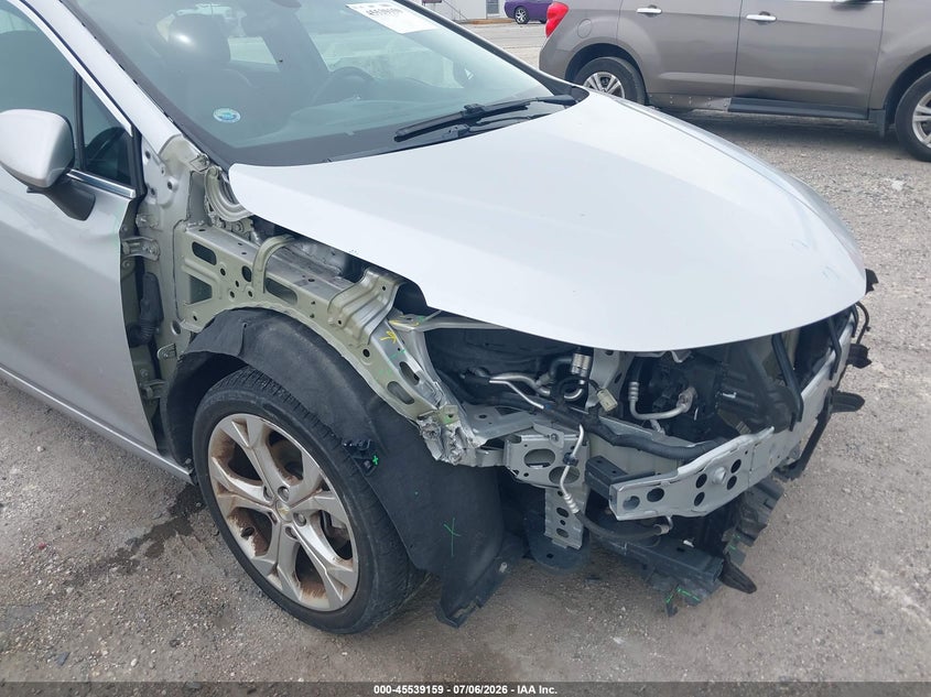 2018 CHEVROLET CRUZE auction photo 6