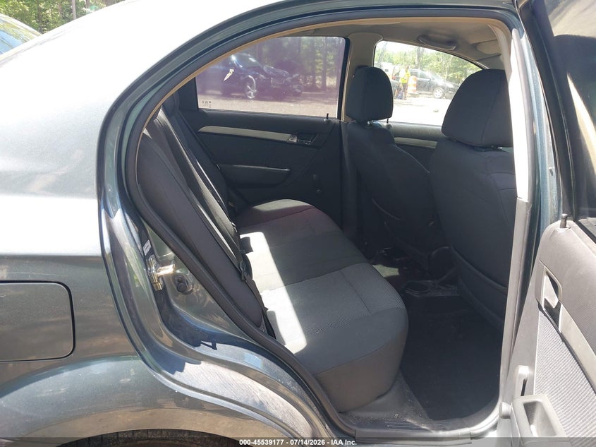 2010 CHEVROLET AVEO auction photo 8