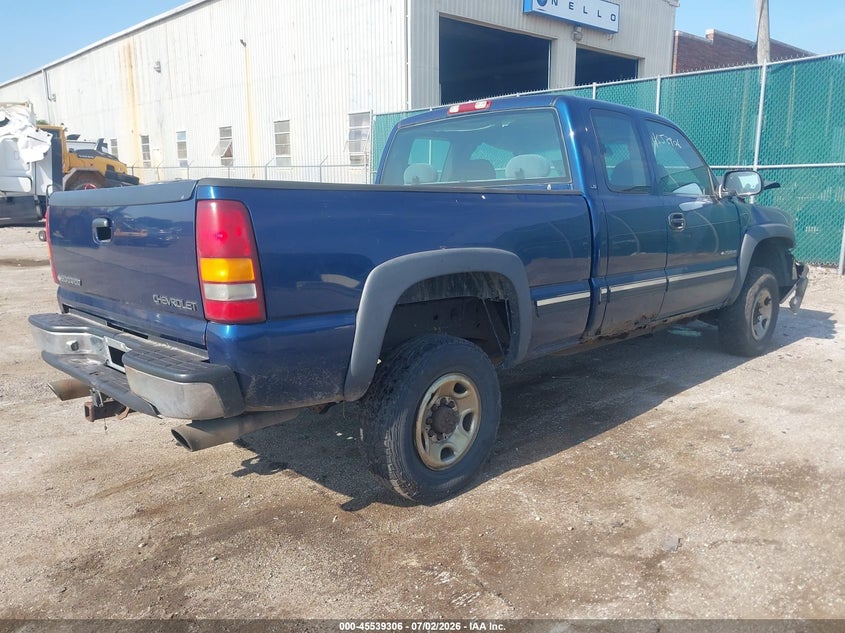2001 CHEVROLET SILVERADO 2500HD auction photo 4