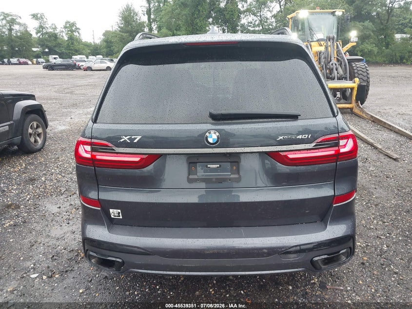 BMW X7 - zdjęcie 16
