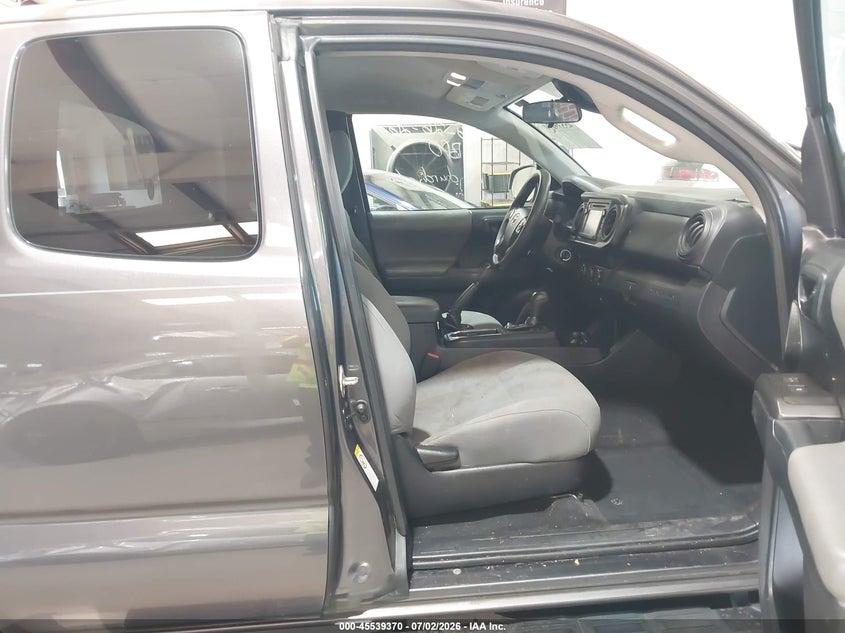 2019 TOYOTA TACOMA auction photo 5