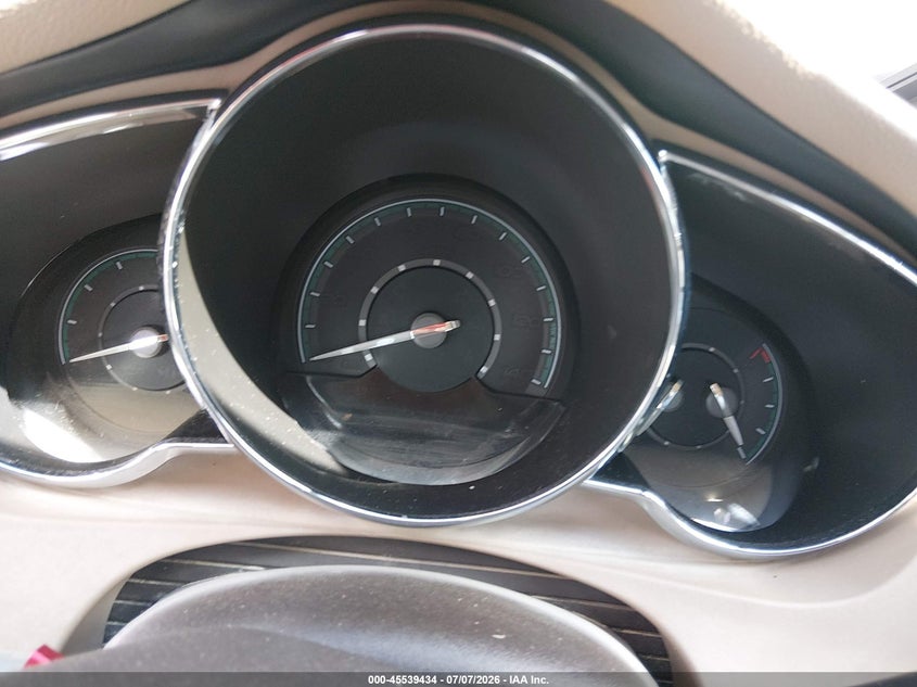 2010 CHEVROLET MALIBU auction photo 7