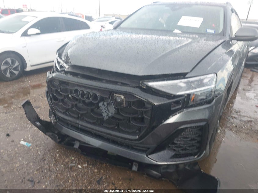 2025 AUDI Q8 auction photo 6
