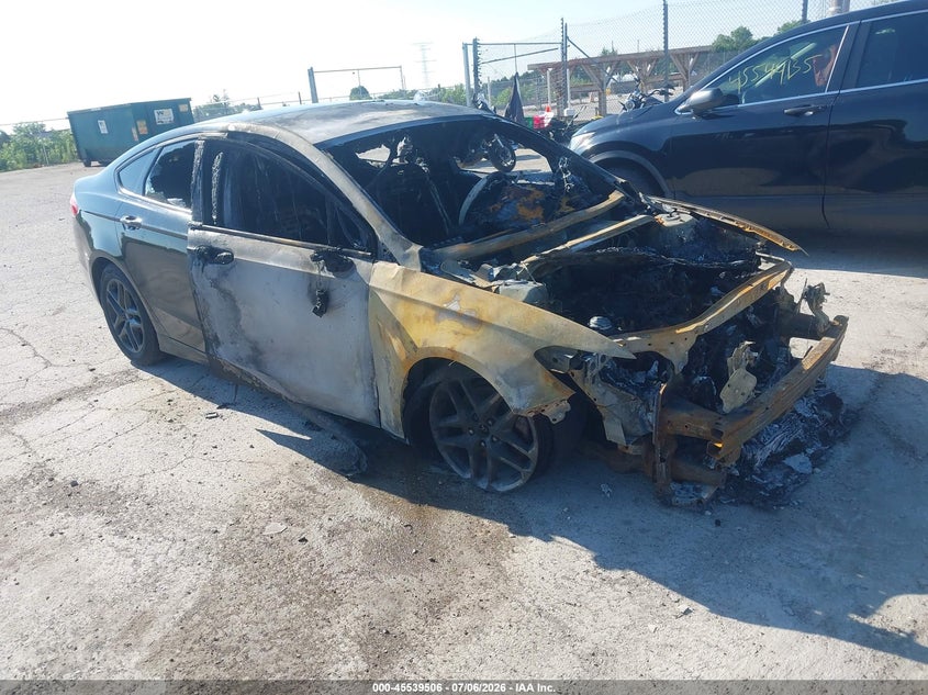2013 FORD FUSION SE