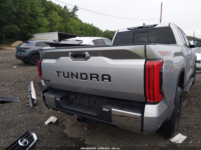 TOYOTA TUNDRA - zdjęcie 15