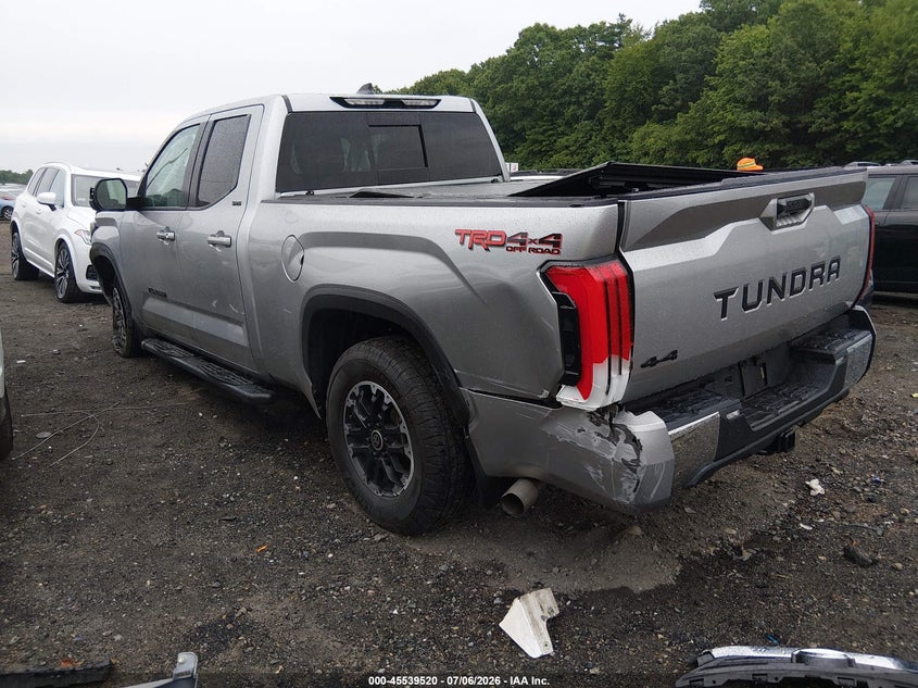 TOYOTA TUNDRA - zdjęcie 3