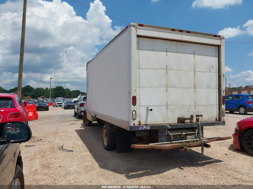 2004 GMC SAVANA CUTAWAY auction photo 3